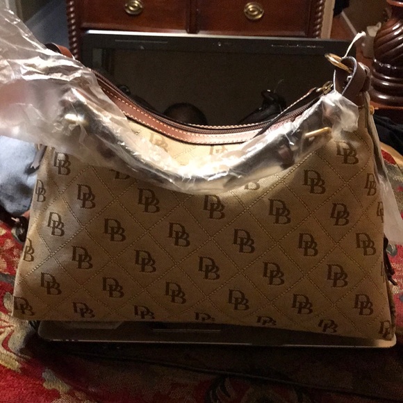 Handbag - Picture 2 of 5